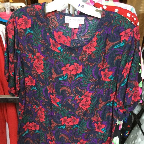 Block Island Petites Two Piece Set - Blouse and Skirt - Size M - Floral Print - Picture 1 of 6